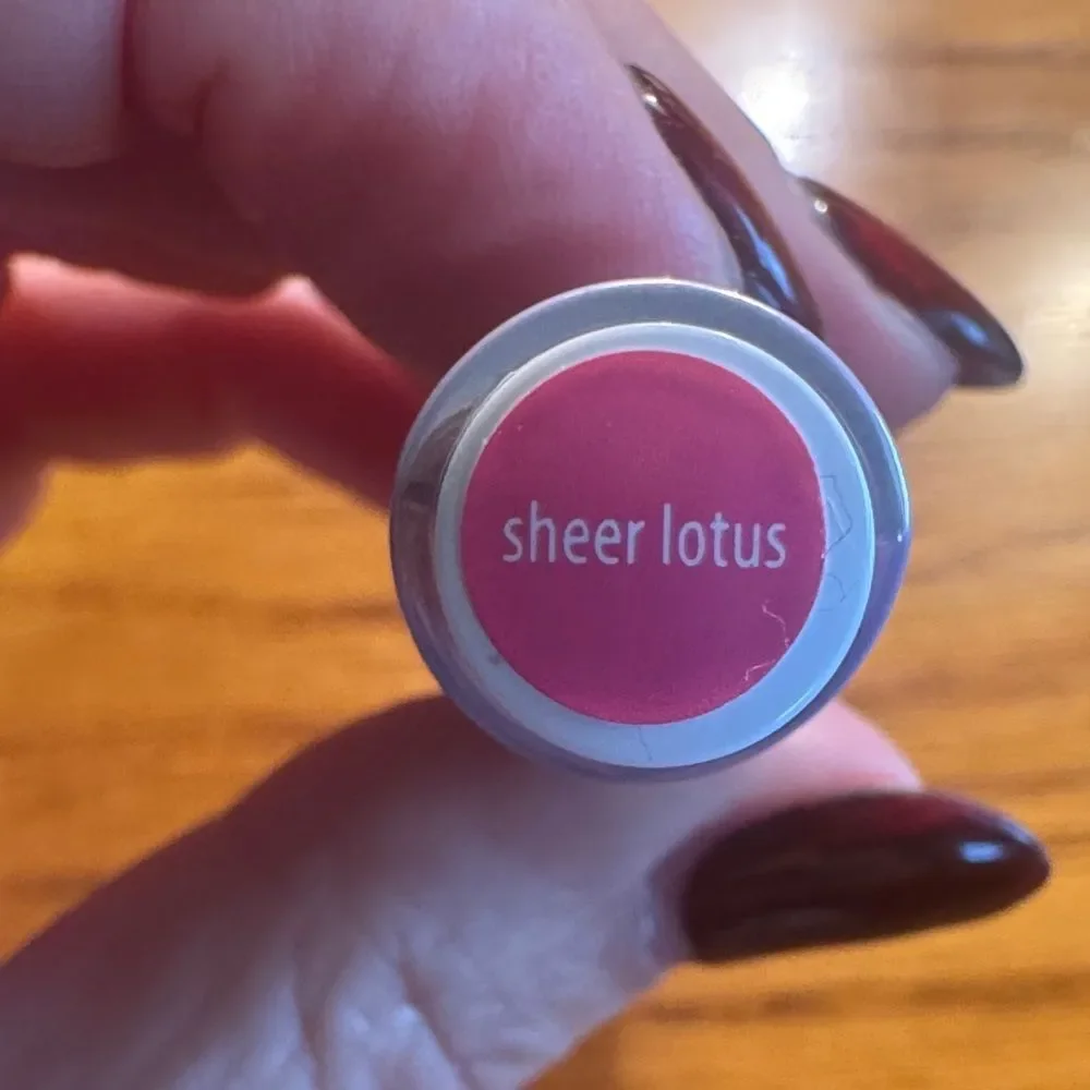 Tarte Maracuja Juicy Lip Vinyl in Sheer Lotus - brand new